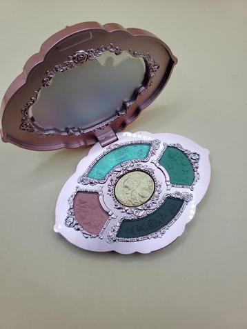 Flower Knows Midsummer Fairytales Eyeshadow Palette beschikbaar voor biedingen