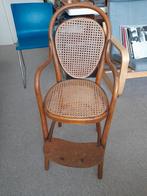 Oude kinderstoel webbing Thonet style, Ophalen