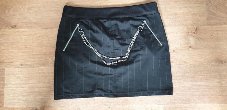 Zwarte rok Wonder women mt L, Kleding | Dames, Rokken, Gedragen, Zwart, Boven de knie, Ophalen