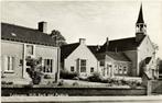 Tubbergen, N.H. Kerk met Pastorie - ongelopen, Verzamelen, Ansichtkaarten | Nederland, Ophalen of Verzenden, 1920 tot 1940, Ongelopen
