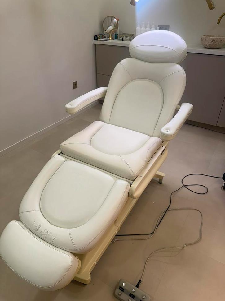 Bentlon Behandelstoel, Sport en Fitness, Massageproducten, Gebruikt, Massagetafel, Ophalen