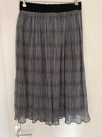 Zwarte geruite rok/ rok met ruiten van Zara maat S, Ophalen of Verzenden, Zo goed als nieuw, Maat 36 (S), Onder de knie