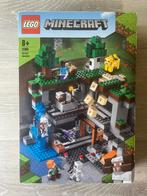Lego Minecraft Het Eerste Avontuur (21169), Ophalen of Verzenden, Zo goed als nieuw