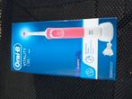 Nieuw oral B, Sieraden, Tassen en Uiterlijk, Uiterlijk | Mondverzorging, Ophalen, Zo goed als nieuw, Tandenborstel