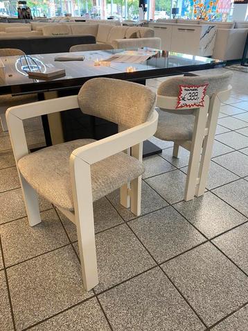 SHOWMODEL STOELEN; WEG=WEG! beschikbaar voor biedingen