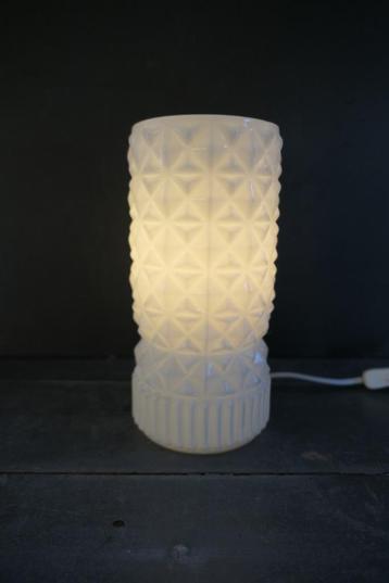Ikea Vanadin tafellamp lamp design Inma Bermúdez wit glas beschikbaar voor biedingen