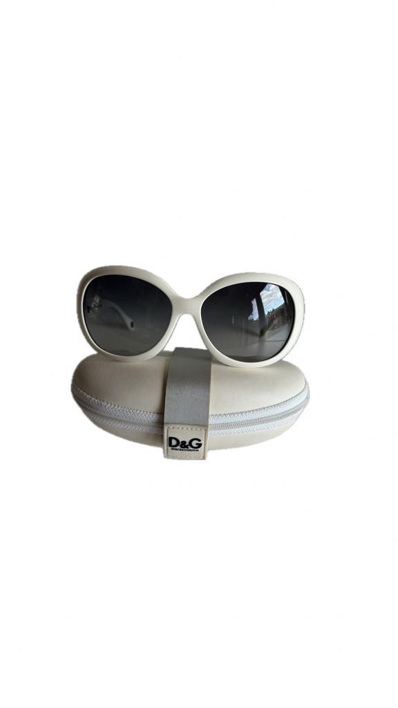 Authentieke Dolce & Gabbana vintage jaren 90 witte zonnebril, Sieraden, Tassen en Uiterlijk, Zonnebrillen en Brillen | Dames, Zo goed als nieuw