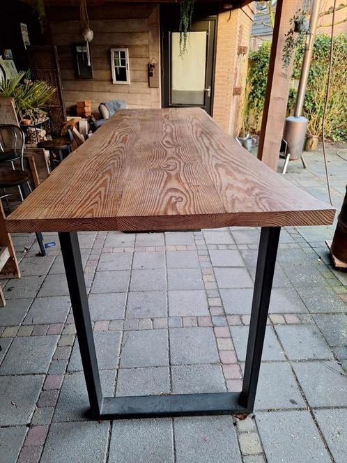 Robuuste bartafel met gepoedercoate poten, Tuin en Terras, Tuintafels, Gebruikt, Rechthoekig, Hout, Ophalen of Verzenden