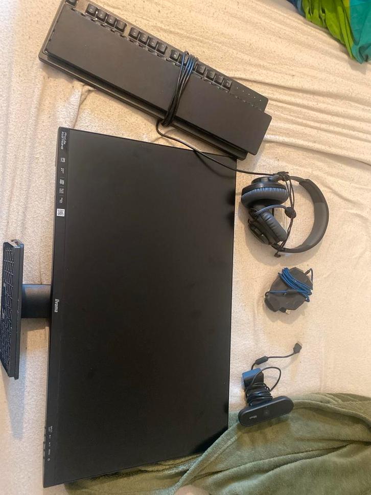 Complete Gaming Setup - Klaar voor gebruik!, Computers en Software, Monitoren, Gebruikt, 60 Hz of minder, HDMI, Gaming, Ingebouwde speakers