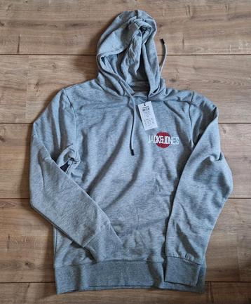 Nieuwe trui / hoody van Jack & Jones in maat S beschikbaar voor biedingen