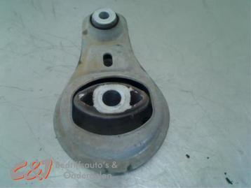 Motorsteun van een Opel Vivaro beschikbaar voor biedingen