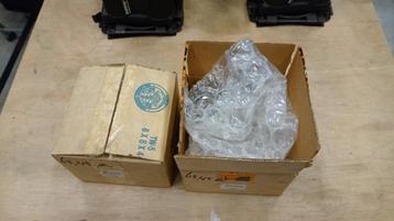 2x GE 4537 lamp 13V 100W beschikbaar voor biedingen