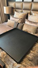 Super gaaf groot Croco dienblad zwart In de maat 80x80 cm, Huis en Inrichting, Woonaccessoires | Dienbladen, Ophalen, Zo goed als nieuw