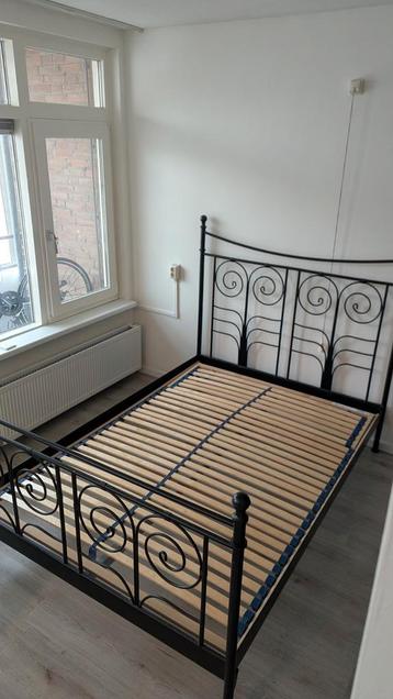 Ikea Noresund Bedframe 140x200 met Brattby lattenbodem - afbeelding 1