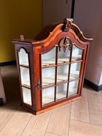 Antieke wandvitrine / hangkast met glasdeuren, Huis en Inrichting, Kasten | Vitrinekasten, Ophalen, 50 tot 100 cm, Minder dan 100 cm