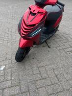 Piaggo zip 80cc, Fietsen en Brommers, Scooters | Piaggio, Ophalen, Maximaal 45 km/u, Zip, Nieuw