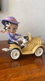 Betty Boop beeldje met hondje in auto, Ophalen of Verzenden, Zo goed als nieuw