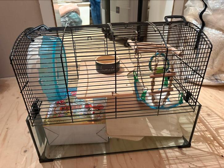 Hamster kooi, Dieren en Toebehoren, Knaagdieren en Konijnen | Hokken en Kooien, Zo goed als nieuw, Kooi, 60 tot 90 cm, 75 tot 110 cm