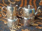 Mooi antiek vierdelig silverplate theeservies uit Engeland., Ophalen of Verzenden