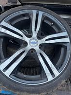 Volvo Velgen met Winterbanden, Gebruikt, Banden en Velgen, 17 inch, Personenwagen
