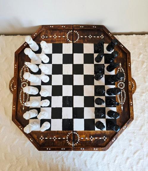 Handgemaakt opklapbaar schaakbord, Hobby en Vrije tijd, Gezelschapsspellen | Bordspellen, Zo goed als nieuw, Ophalen of Verzenden