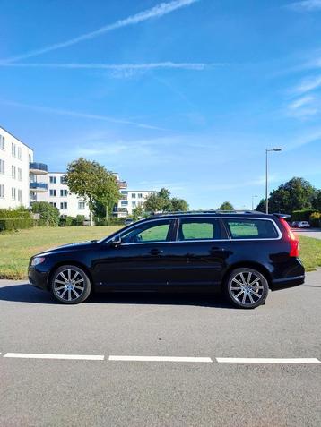 Volvo V70 T4 132KW Aut. 2012 POWERSHIFT Limited Edition beschikbaar voor biedingen