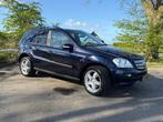 Mercedes ML500 ALs Nieuw perfect Onderhouden, Auto's, Mercedes-Benz, Automaat, Blauw, Grijs, Particulier