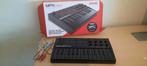 Akai mpk mini, Muziek en Instrumenten, Midi-apparatuur, Ophalen, Zo goed als nieuw