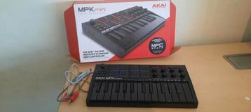 Akai mpk mini beschikbaar voor biedingen