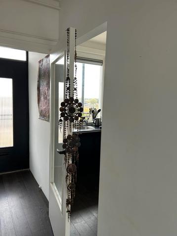 Schitterende indonesische muurdecoratie beschikbaar voor biedingen