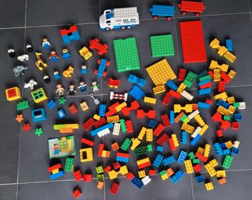 Lego Duplo uitgebreide verzameling beschikbaar voor biedingen