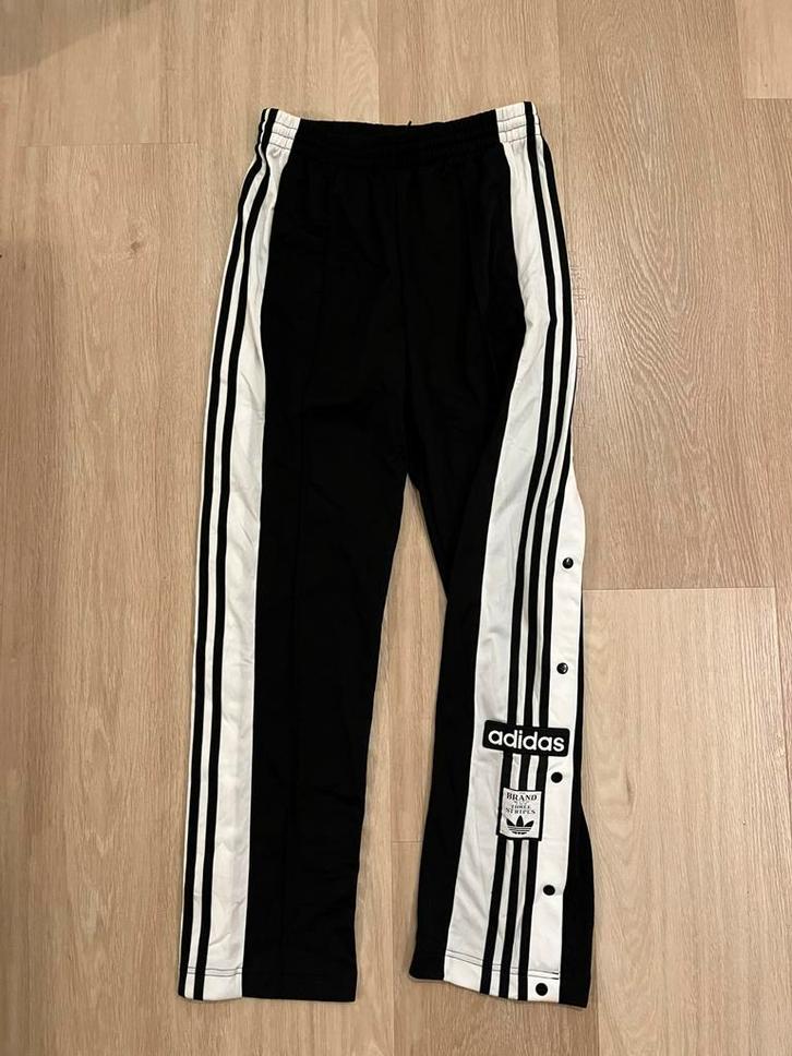 Broek adidas original trackpants nieuw, Kleding | Dames, Sportkleding, Zo goed als nieuw, Overige typen, Maat 34 (XS) of kleiner