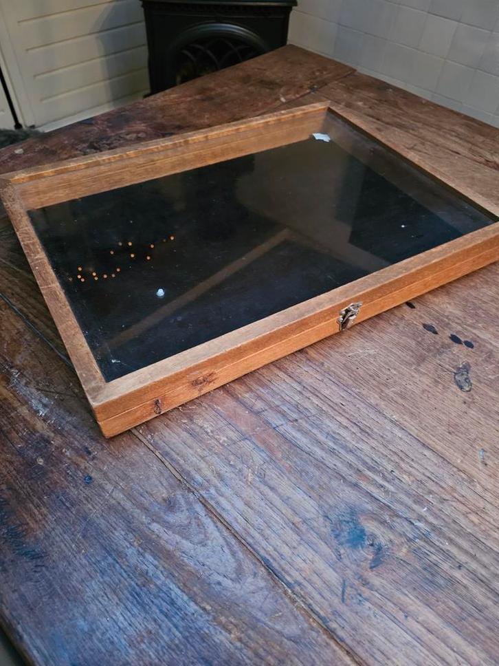 Vintage Vitrinekastje, Verzamelen, Elektronische Apparatuur, Overige typen, Ophalen