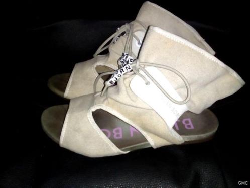 Bjorn Borg beige dames hoge instap sandalen van canvas, Kleding | Dames, Schoenen, Zo goed als nieuw, Sandalen of Muiltjes, Beige