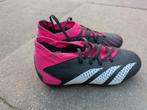 Adidas Predator meisjes voetbalschoenen, Sport en Fitness, Voetbal, Ophalen of Verzenden, Zo goed als nieuw, Schoenen