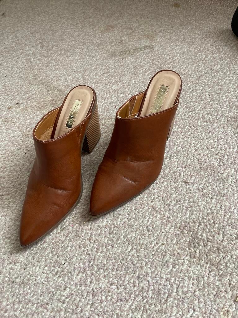 Primark bruine muiltjes met hak, Ophalen of Verzenden, Gedragen, Bruin, Sandalen of Muiltjes