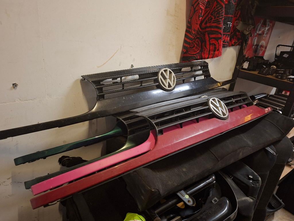 Volkswagen golf mk3/cabrio grill