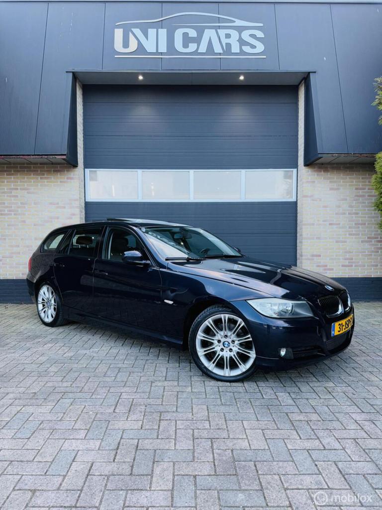 BMW 3-serie Touring 318i High Executive||Auto|Pano|Navi|LM18, Auto's, BMW, Bedrijf, Te koop, 3-Serie, ABS, Airbags, Airconditioning