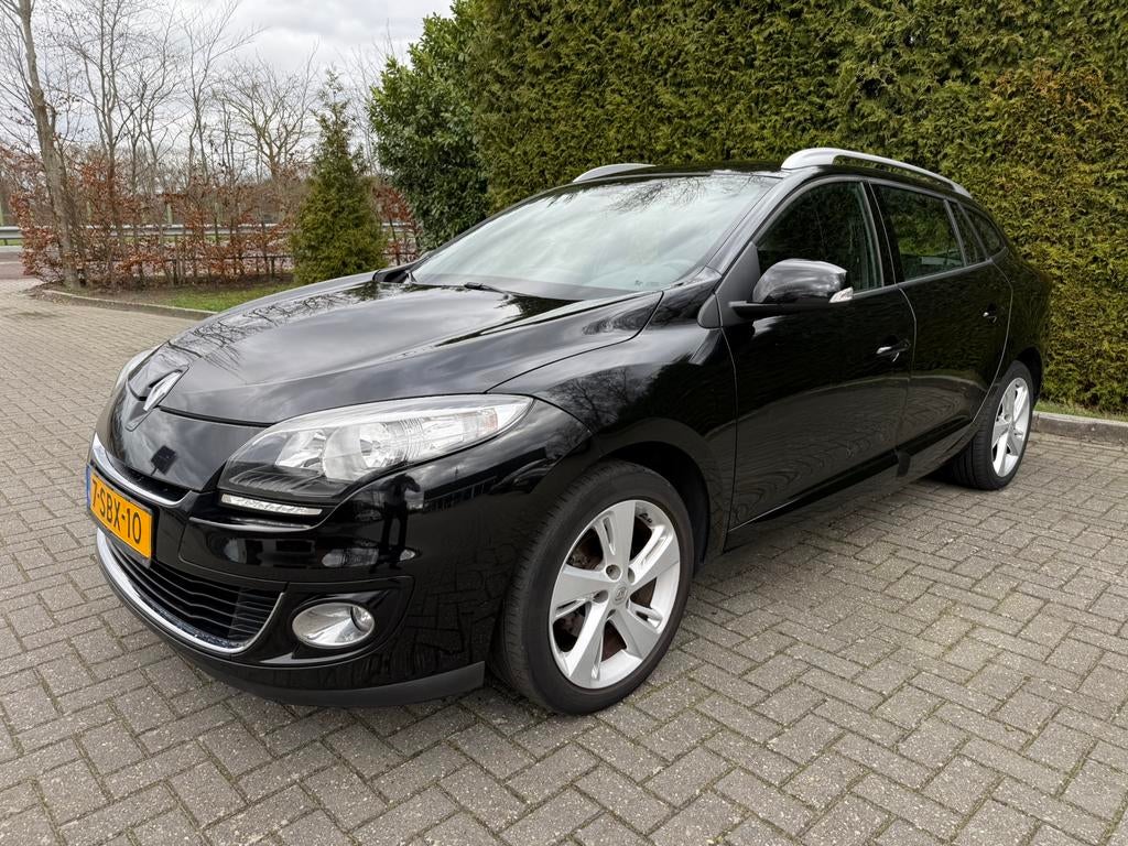 Renault Mégane 1.2 TCe 115pk ECO 2013 Navi Trekhaak, Zwart, 4 cilinders, USB, Zwart