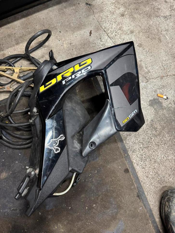 Derbi drd pro kappen + kabelboom, Fietsen en Brommers, Brommers | Tuning en Styling, Gebruikt, Ophalen of Verzenden