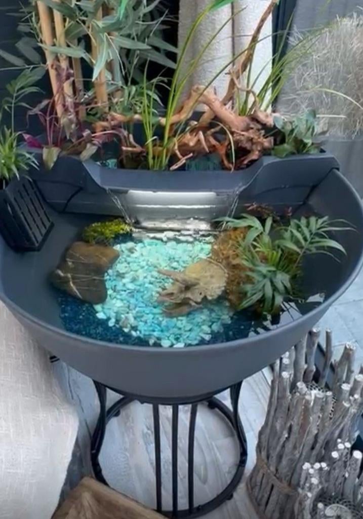 Modern Waterornament met Planten en LED-verlichting, Tuin en Terras, Waterpartijen en Fonteinen, Ophalen, Zo goed als nieuw, Kunststof