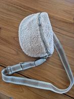 Nieuw heuptasje van teddy stof, Sieraden, Tassen en Uiterlijk, Tassen | Damestassen, Ophalen of Verzenden