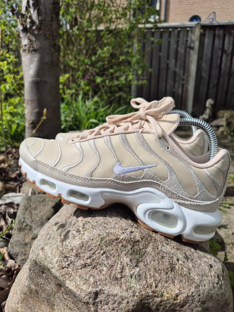 Nike air max Plus Tn, Beige, Nike, Nieuw, Ophalen of Verzenden