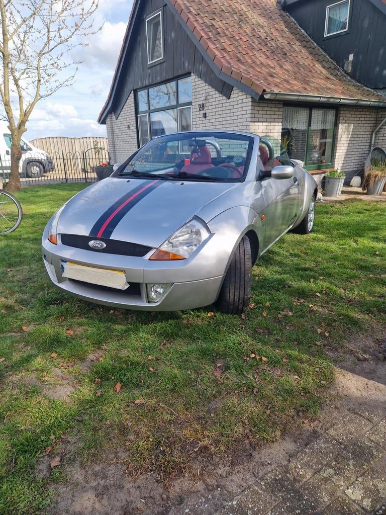 Ford streetka 2003 Grijs, Achterwielaandrijving, 40 €/maand, 1599 cc, Leder