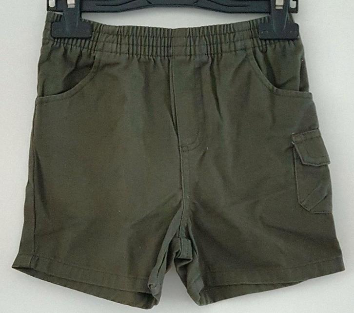 Groene Gymboree short maat 86 *NIEUW* (0850), Kinderen en Baby's, Babykleding | Maat 86, Nieuw, Jongetje, Broekje, Ophalen of Verzenden