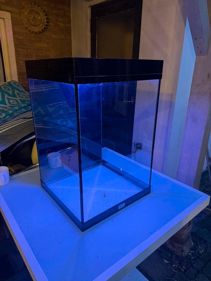 Aquarium 90 liter, Dieren en Toebehoren, Vissen | Aquaria en Toebehoren, Zo goed als nieuw, Leeg aquarium, Ophalen of Verzenden