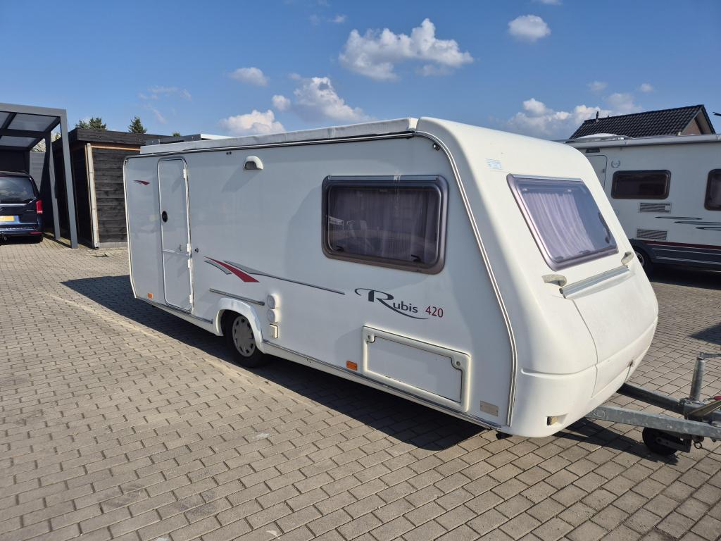 Trigano Rubis 420 + Voortent + Fietsendrager, Schokbreker, Trigano, Bedrijf, Treinzit