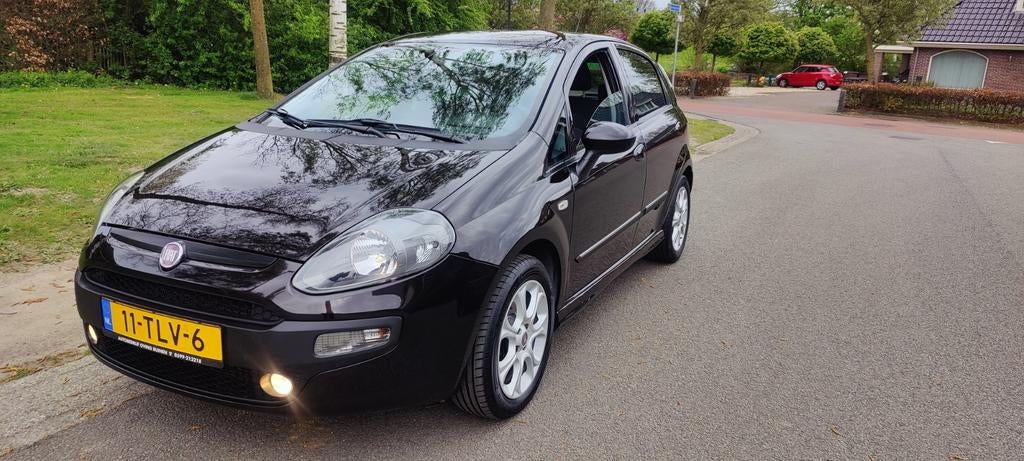 Fiat Gr. Punto 1.3 JTD 85PK Euro 5 EVO uitv APK 4-2027 IZGST, Voorwielaandrijving, Euro 5, 4 cilinders, Leder en Stof