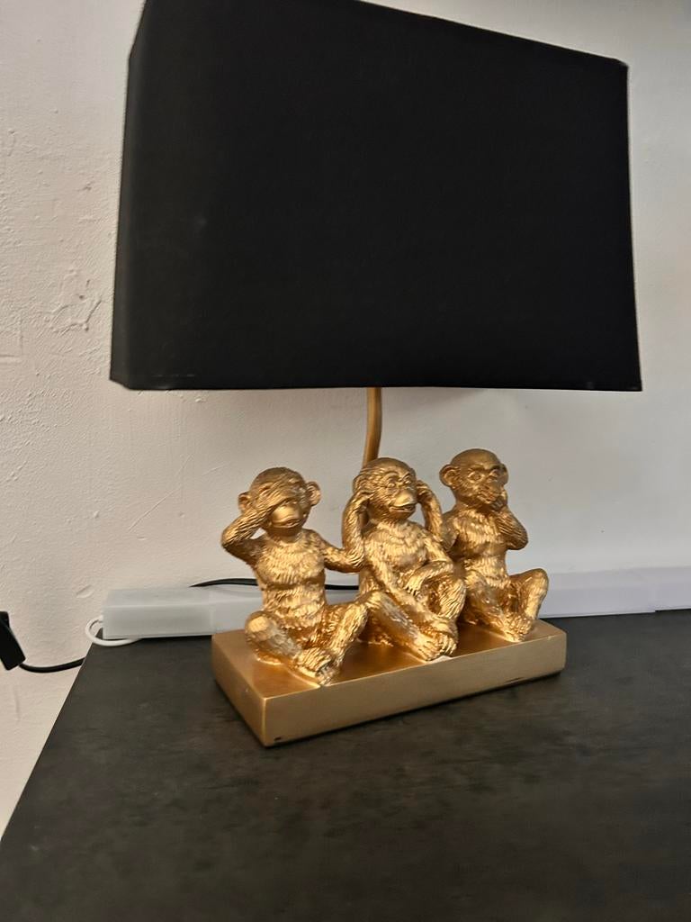 2x Horen Zien Zwijgen lampen, zwart/goud, warm oranje licht, Ophalen, Zo goed als nieuw, Stof, 50 tot 75 cm