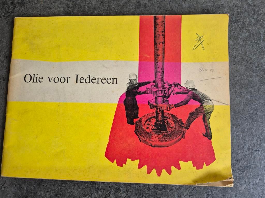 Oude brochure Shell...1961 olie voor iedereen, Ophalen of Verzenden, 1960 tot 1980, Tijdschrift